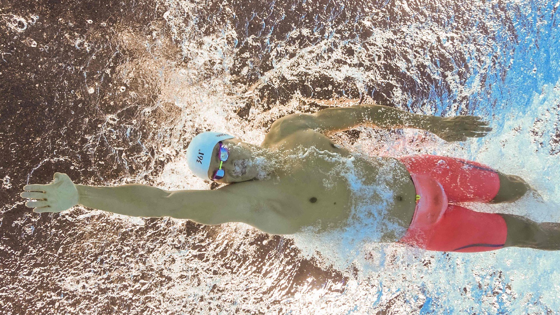 _极地冰雪嘉年华:体验北极魅力_,极地冰雪世界